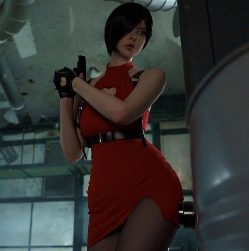 Cosplayer Vinnegal in the sexy image of Ada Wong from Resident Evil 4 - photo №63791