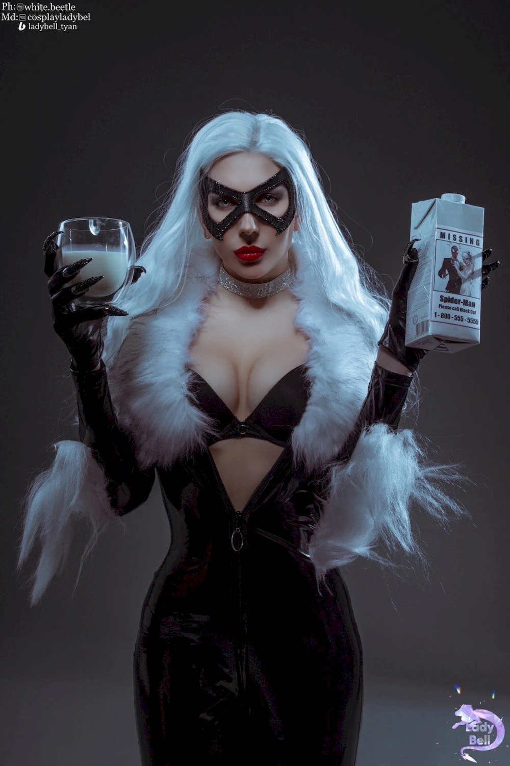Black Marvel cat with milk on her chest: Russian cosplayer demonstrates her image #2