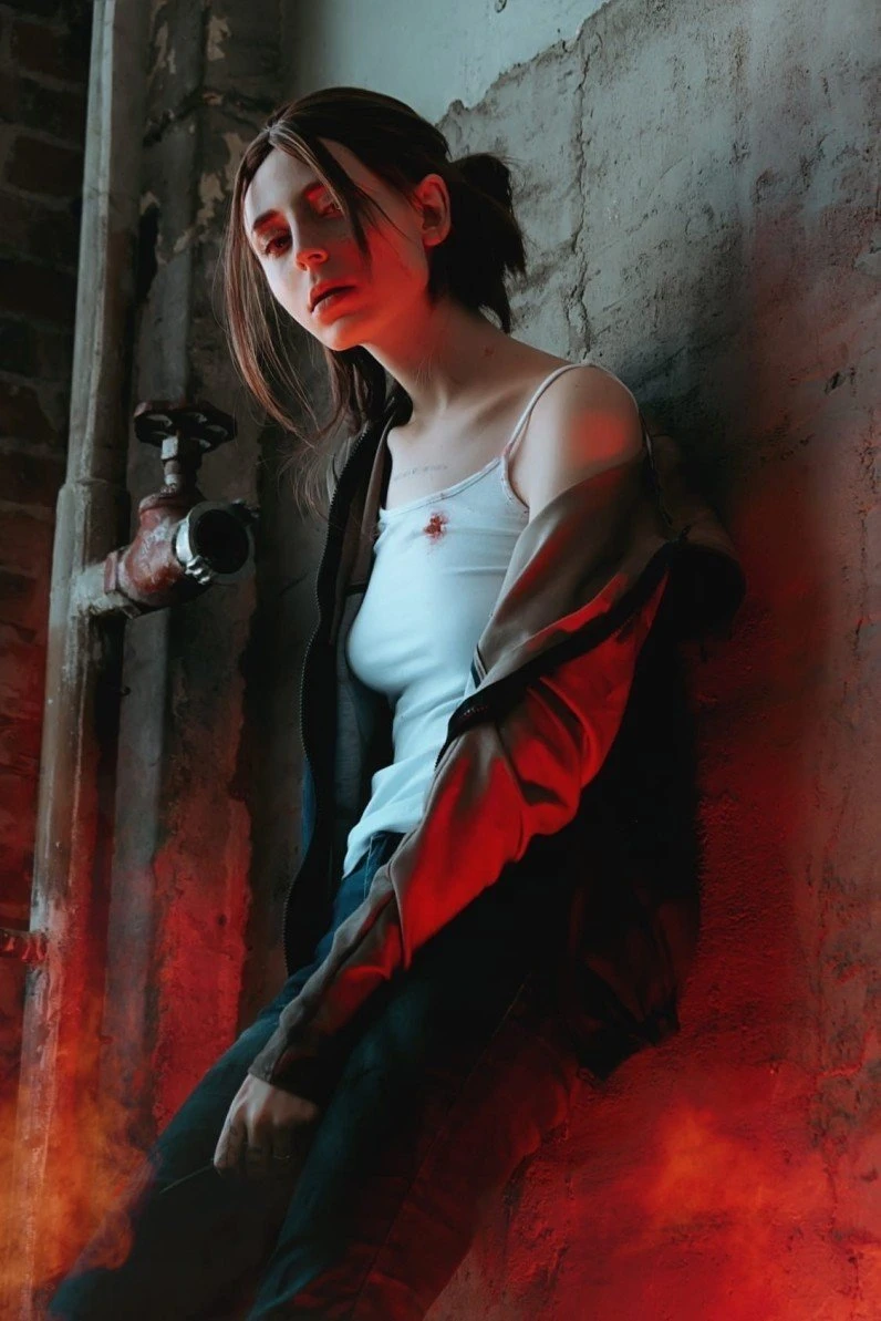 Hot Ellie cosplay: Russian model SibMouse delights fans of The Last of Us Part 2 #2